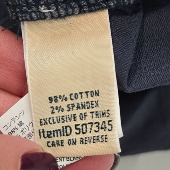 L.L. Bean Women's Size M Petite Stretch Ripstop Pull-On Capri Pants Slim-Leg - Picture 8 of 10